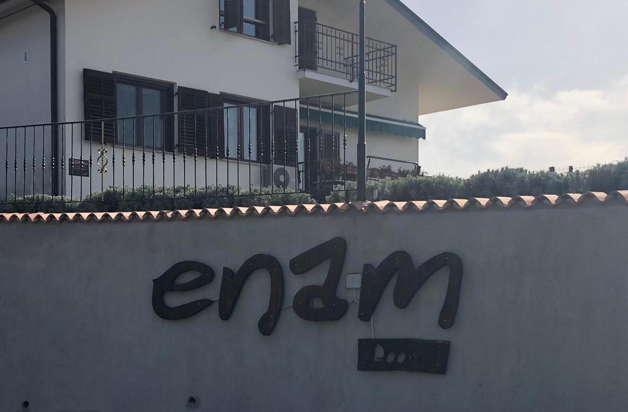 Enam Room Kojsko Ngoại thất bức ảnh